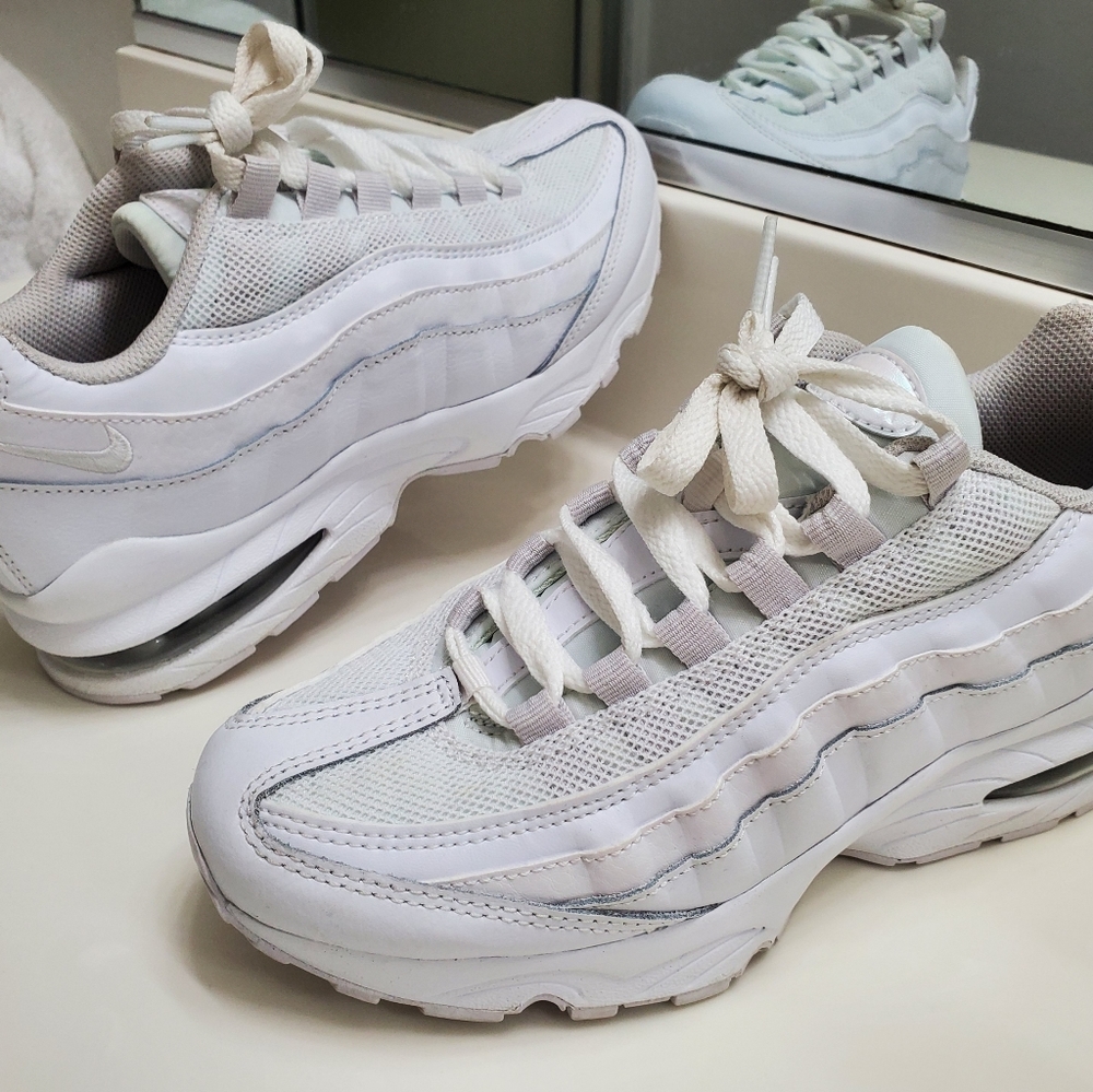 NIKE Air Max 95 GS White Vast Grey - Picture 1 of 13